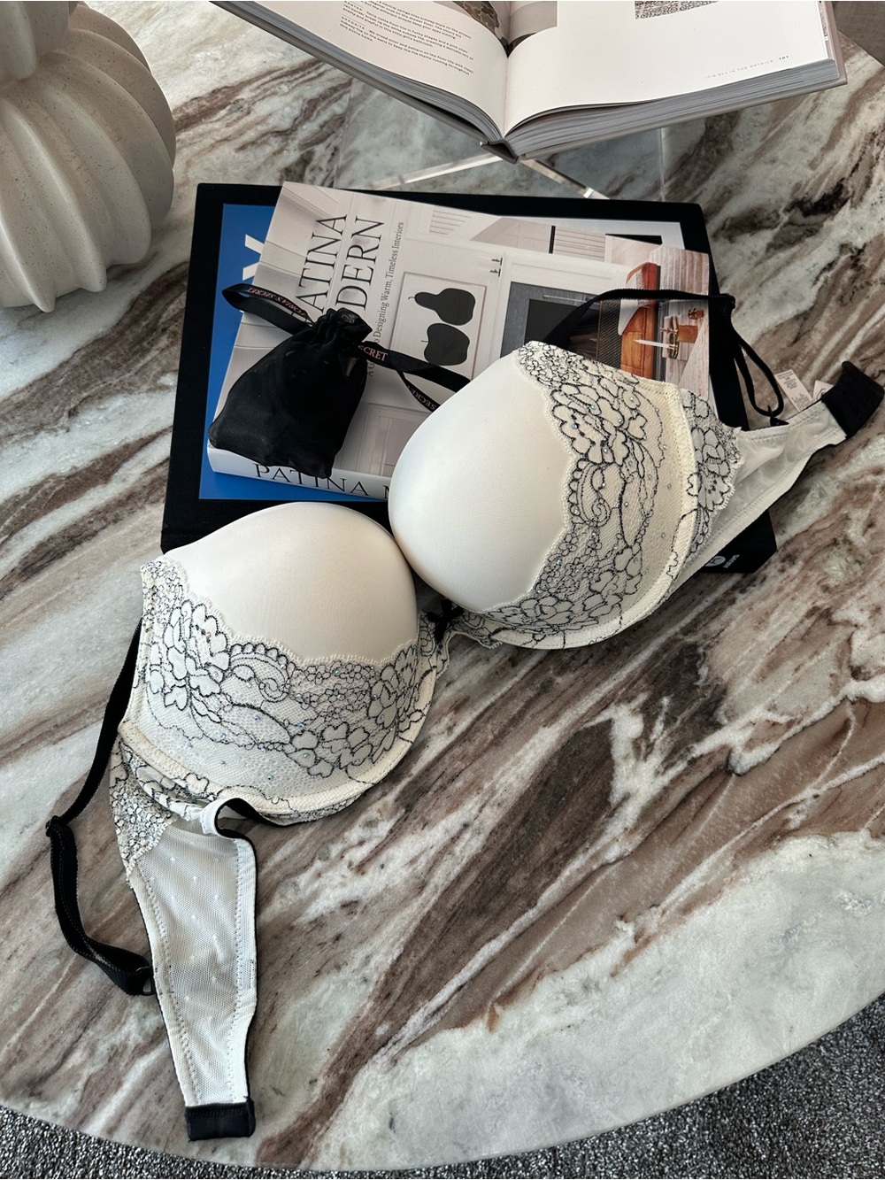 Victoria’s Secret Dream Angels Plunge 38C